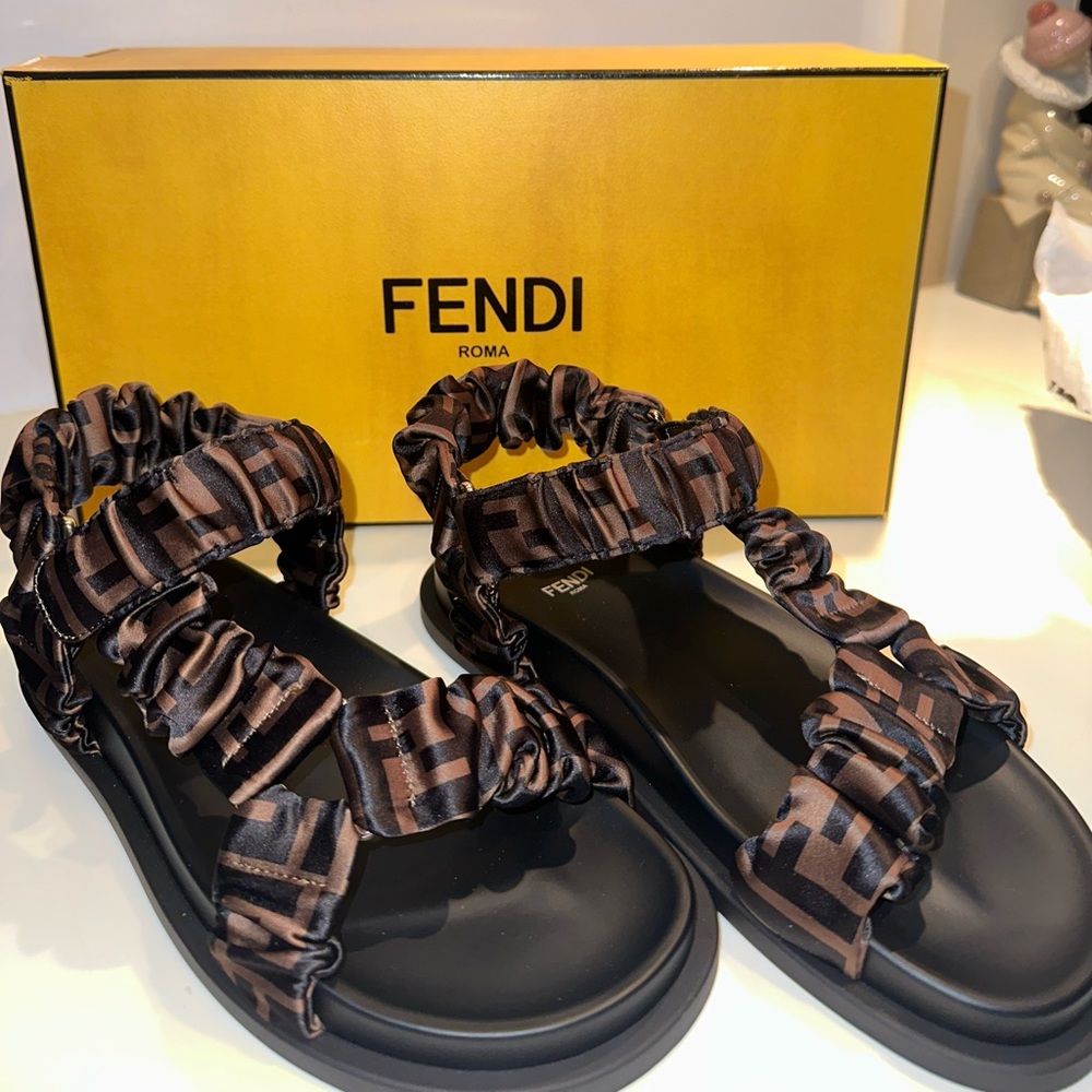 FENDI FEEL BROWN SATIN SANDALS